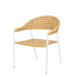 Chaise de jardin niva blanc_8951. DIAYTAR SENEGAL - Votre Passage vers la Découverte. Explorez notre boutique en ligne pour trouver des trésors qui vous attendent, du traditionnel à l'avant-garde.