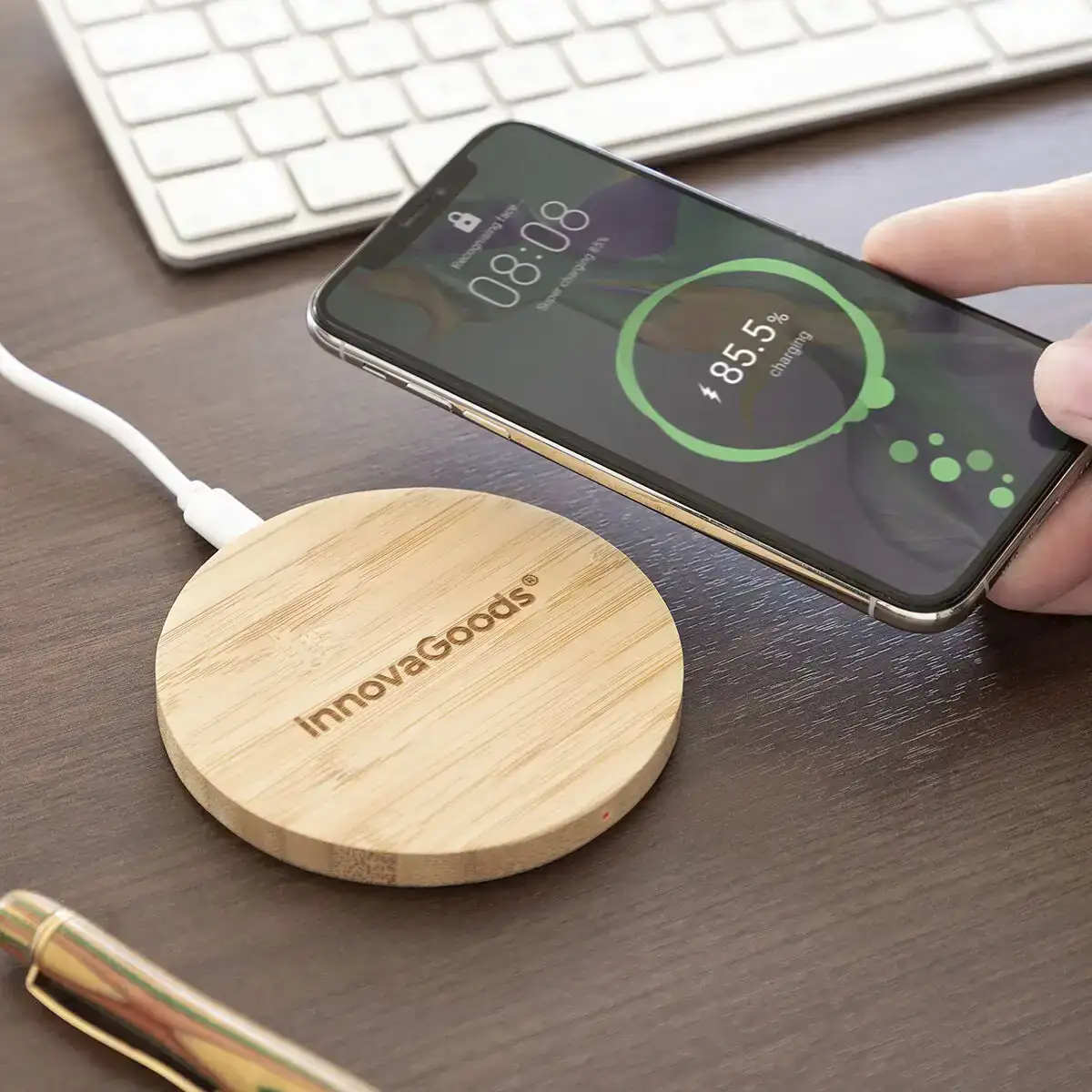 Chargeur sans fil en bambou wirber innovagoods reconditionne a _5777. Bienvenue chez DIAYTAR SENEGAL - Où le Shopping Devient un Plaisir. Découvrez notre boutique en ligne et trouvez des trésors qui égaieront chaque jour de votre vie.