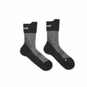 Chaussettes de sport nnormal normal running noir_9396. DIAYTAR SENEGAL - Là où le Chic Rencontre la Tradition. Naviguez à travers notre catalogue et choisissez des produits qui équilibrent l'élégance intemporelle et l'innovation moderne.