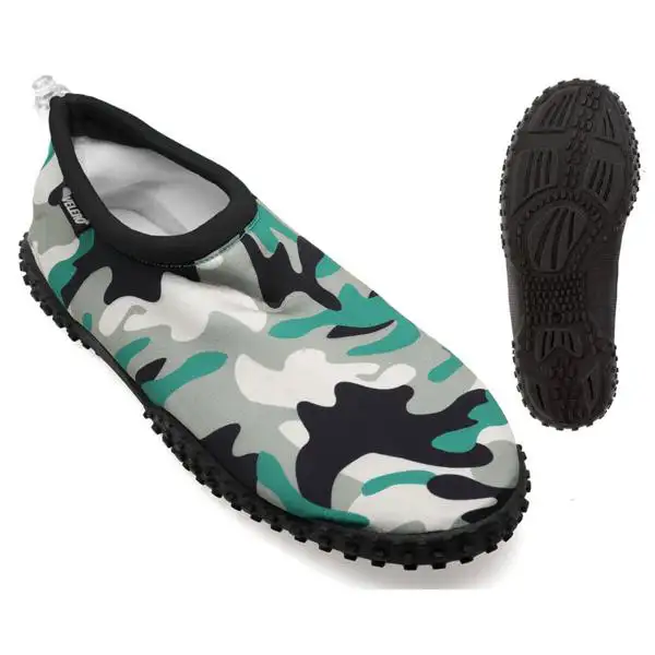 Chaussons camouflage_2185. Bienvenue chez DIAYTAR SENEGAL - Votre Porte d'Accès à la Diversité. Découvrez notre boutique en ligne et choisissez parmi une pléthore d'articles qui célèbrent la richesse culturelle du Sénégal et au-delà.