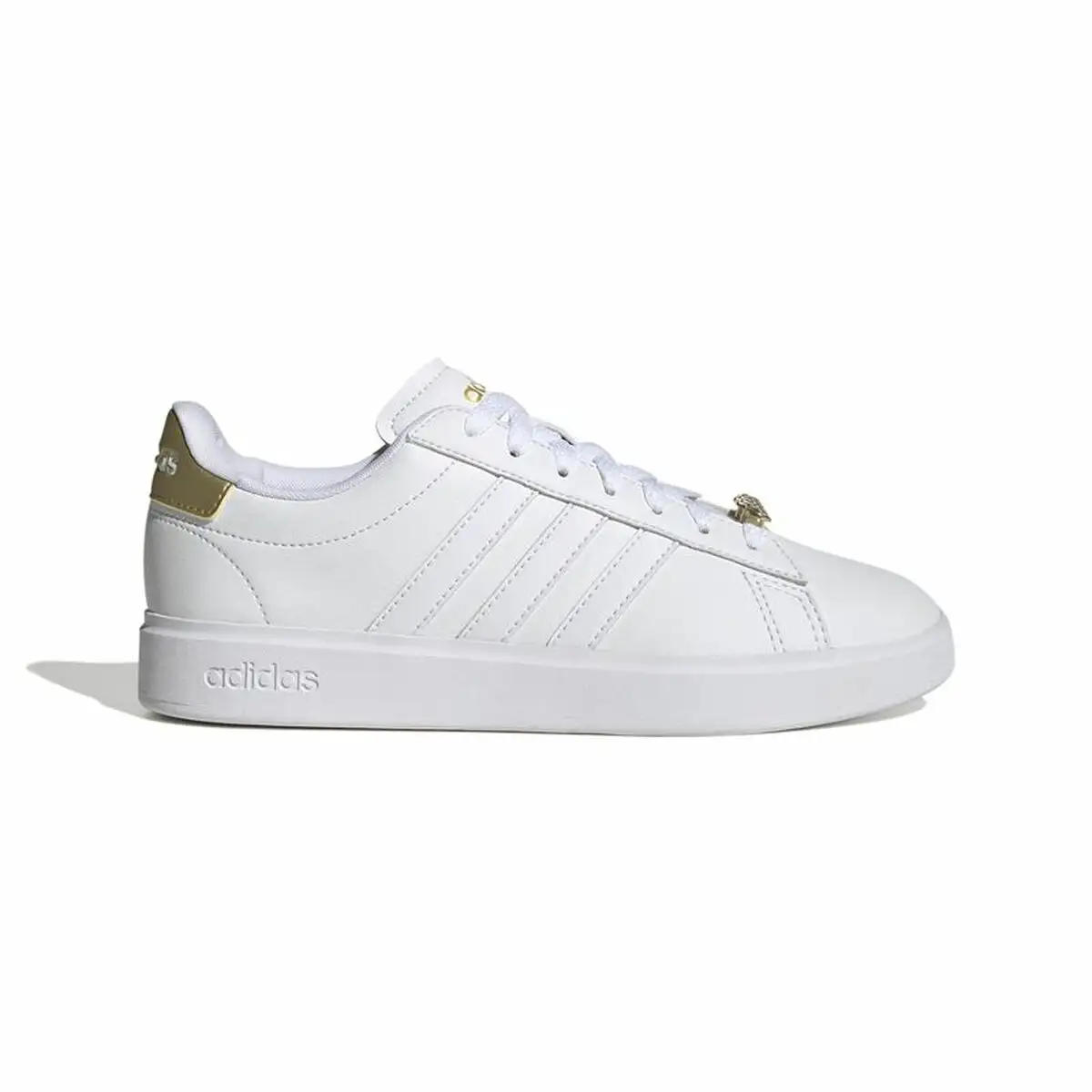 Chaussures casual femme adidas grand court 2 0 blanc_9581. DIAYTAR SENEGAL - L'Art du Shopping Éclairé. Parcourez notre catalogue et choisissez parmi des produits de qualité qui satisferont vos besoins et votre style.