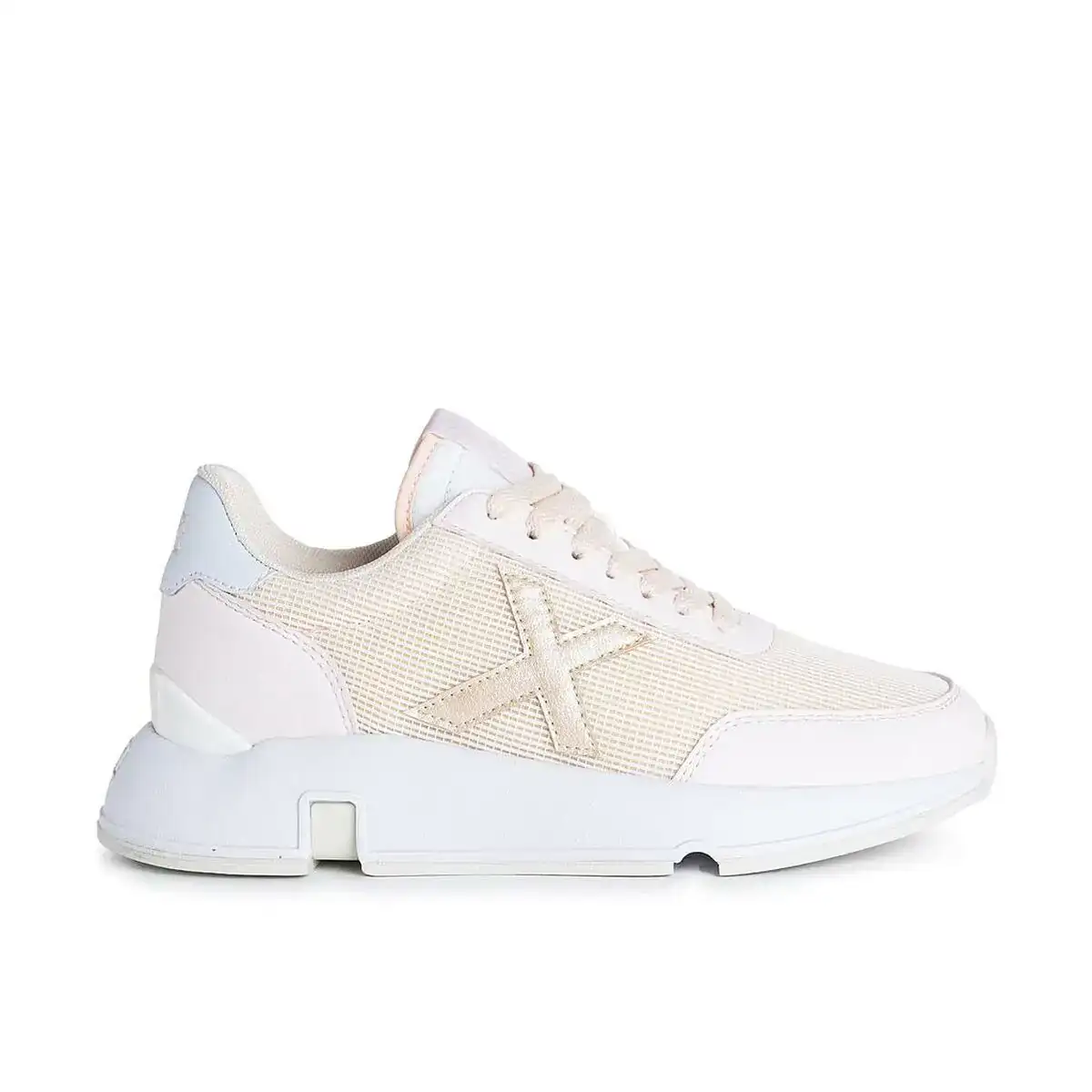 Chaussures de sport pour femme munich versus 43 4173043 rose_1963. DIAYTAR SENEGAL - Votre Univers Shopping Éclectique. Explorez nos offres variées et découvrez des articles qui embrassent la diversité et la polyvalence de vos besoins.