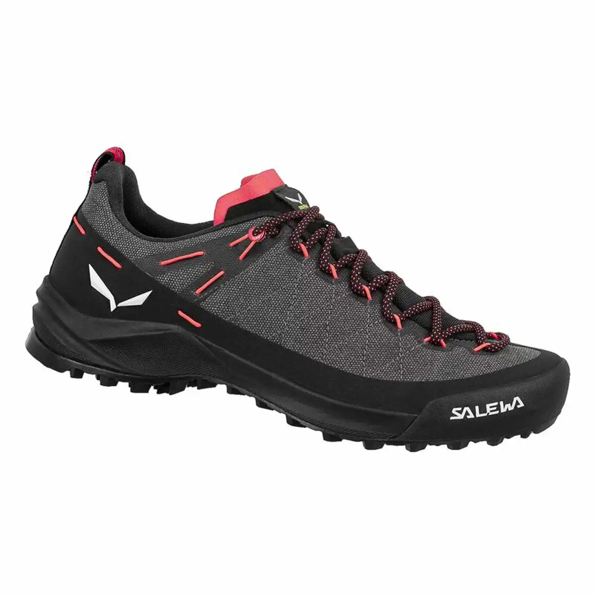 Chaussures de sport pour femme salewa wildfire canvas montagne noir_1760. DIAYTAR SENEGAL - Votre Escale Shopping incontournable. Explorez notre boutique en ligne et dénichez des trésors qui reflètent la richesse culturelle et la modernité du Sénégal.