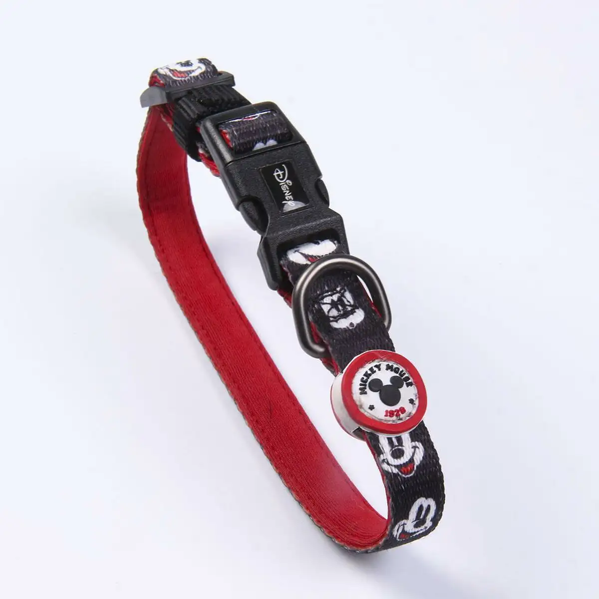 Collier pour chien mickey mouse noir s m_4581. Découvrez DIAYTAR SENEGAL - Votre Source de Produits Variés et un Service Exceptionnel. Parcourez nos catégories et bénéficiez d'un service client dévoué, prêt à vous guider à chaque étape.