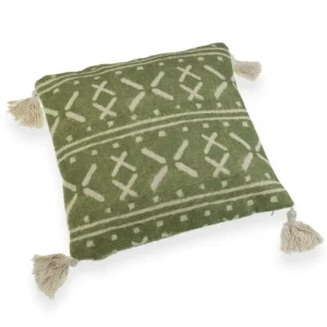 Coussin versa vert pompons 10 x 45 x 45 cm_8912. DIAYTAR SENEGAL - Là où la Beauté Rencontre la Fonctionnalité. Parcourez notre sélection pour trouver des produits qui allient esthétique et praticité, pour un quotidien sublimé.