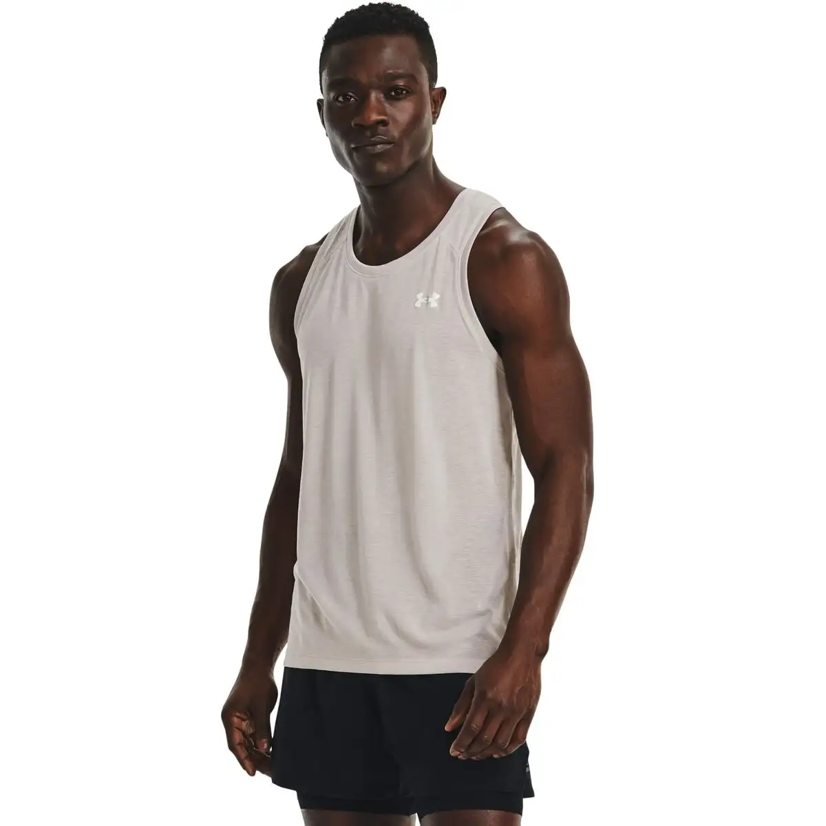 Debardeur under armour beige xxl_3659. DIAYTAR SENEGAL - Là où Chaque Achat a du Sens. Explorez notre gamme et choisissez des produits qui racontent une histoire, votre histoire.