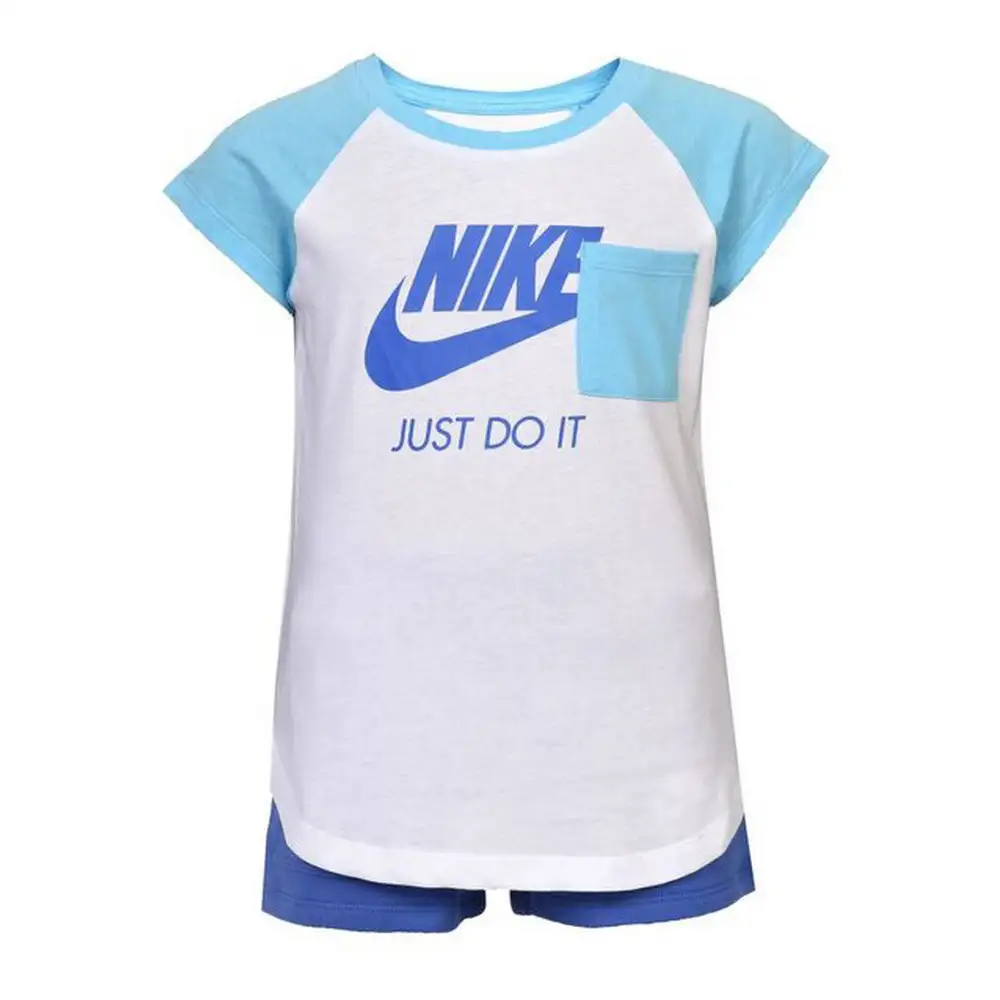 Ensemble de sport pour bebe 919 b9a nike blanc_9532. Plongez dans l'Univers de DIAYTAR SENEGAL - Où la Qualité et la Diversité se rencontrent. Parcourez nos rayons virtuels pour trouver des produits répondant à tous les besoins, du confort de votre foyer.