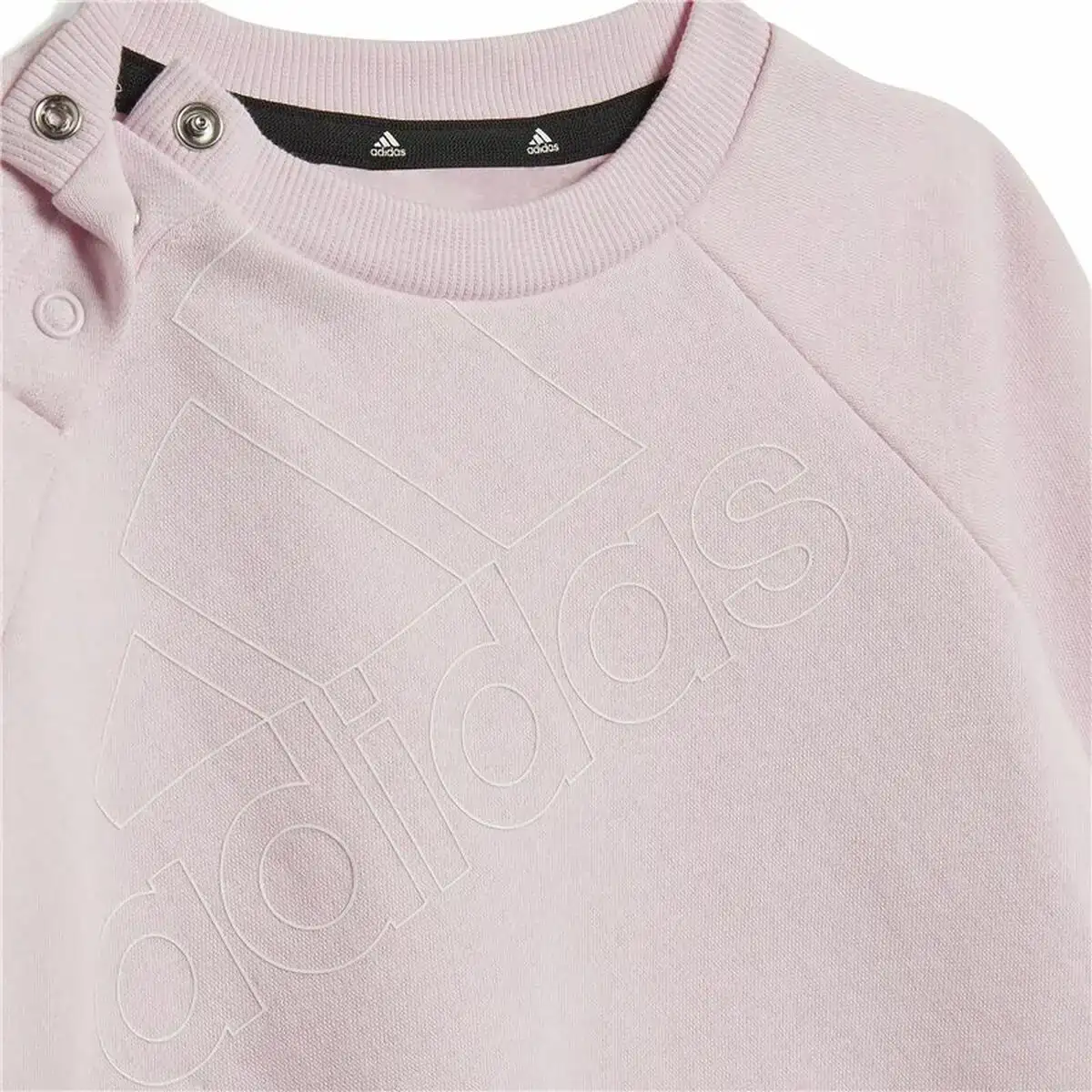 Ensemble de sport pour enfants adidas essentials logo rose_4415. Entrez dans l'Univers de DIAYTAR SENEGAL - Où l'Élégance et la Variété se Rencontrent. Parcourez notre catalogue pour dénicher des articles qui ajoutent une touche d'élégance à votre vie.