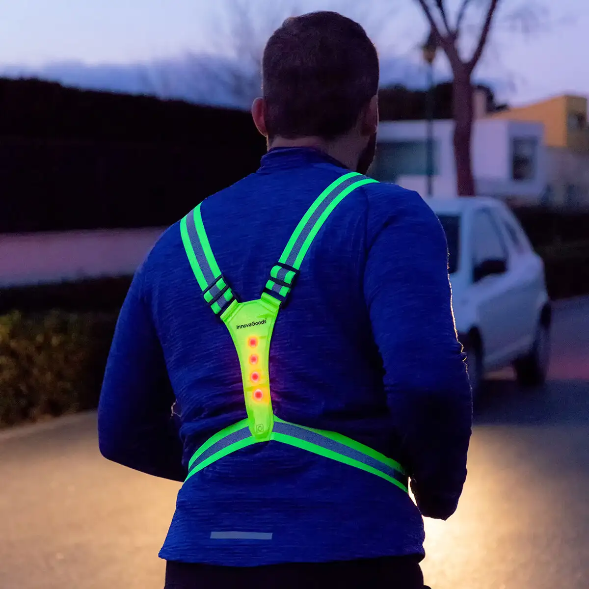 Harnais de sport avec lumieres led lurunned innovagoods_9443. DIAYTAR SENEGAL - Votre Boutique en Ligne, Votre Identité. Naviguez à travers notre plateforme et choisissez des articles qui expriment qui vous êtes et ce que vous chérissez.