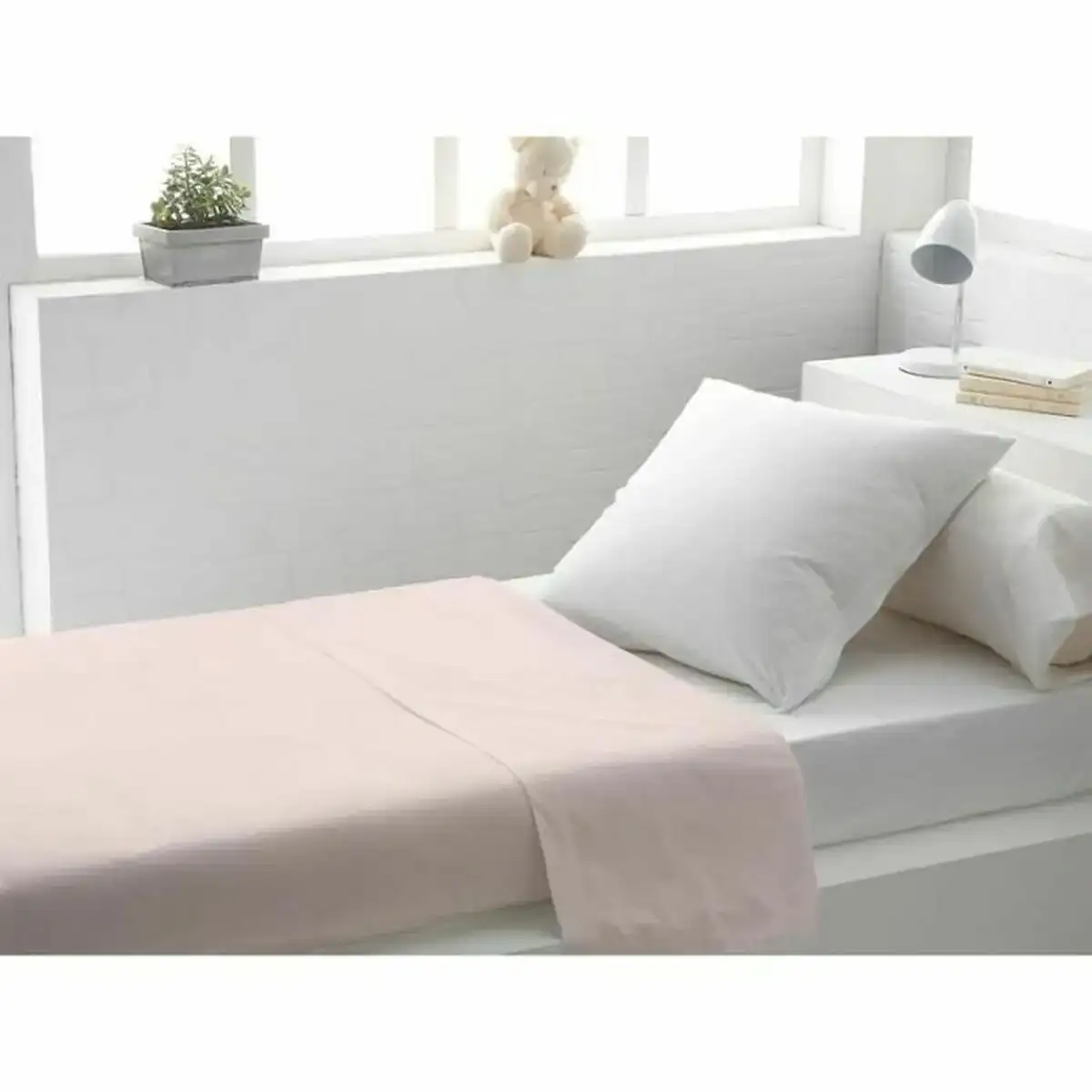 Jeu de draps soleil d ocre rose 180 x 290 cm_6065. DIAYTAR SENEGAL - Où Chaque Produit a sa Place. Parcourez notre catalogue et choisissez des articles qui s'intègrent parfaitement à votre style et à votre espace.