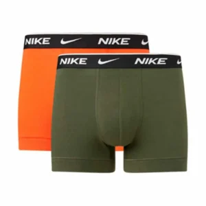 Lot de slips nike trunk orange vert 2 pieces_7001. DIAYTAR SENEGAL - Où Choisir est un Acte d'Amour pour le Sénégal. Explorez notre boutique en ligne et choisissez des articles qui célèbrent la culture et l'artisanat du pays.