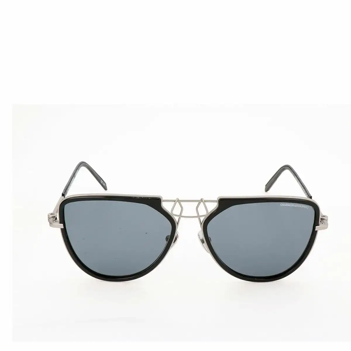 Lunettes de soleil calvin klein cknyc1874s o 57 mm_2870. DIAYTAR SENEGAL - Là où Chaque Achat Contribue à un Rêve. Naviguez à travers notre boutique en ligne et soutenez des artisans talentueux tout en acquérant des trésors.
