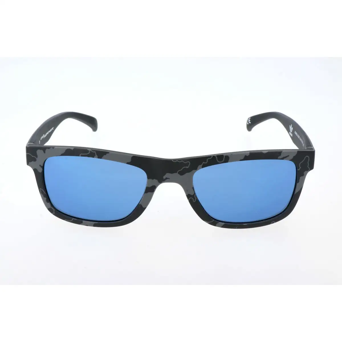 Lunettes de soleil homme adidas aor005 143 070_8212. DIAYTAR SENEGAL - Où Choisir est un Plaisir Responsable. Explorez notre boutique en ligne et adoptez des produits qui reflètent notre engagement envers la durabilité.