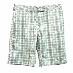 Maillot de bain homme nike blanc_1027. DIAYTAR SENEGAL - Votre Source de Trésors Culturels. Naviguez à travers notre catalogue et trouvez des articles qui mettent en avant la richesse de la culture sénégalaise.