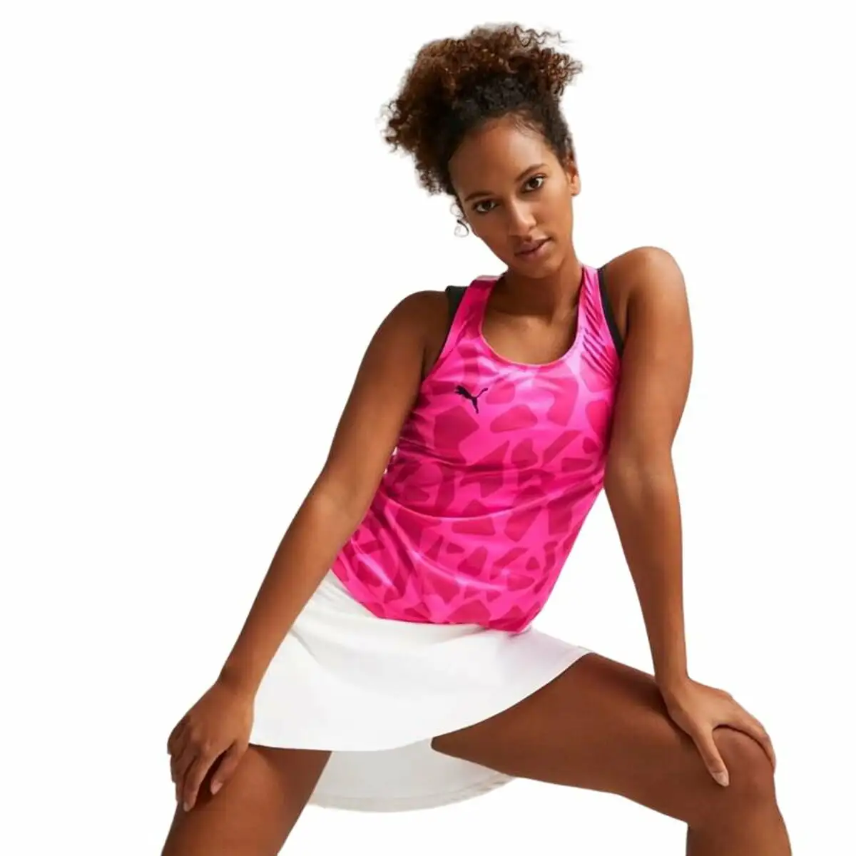 Maillot de corps de sport a manches coupe puma teamliga graph fuchsia_8057. DIAYTAR SENEGAL - Où Choisir est un Plaisir Responsable. Parcourez notre catalogue et choisissez des produits qui incarnent notre engagement envers des pratiques durables et éthiques.