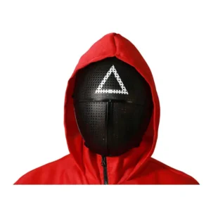 Masque squid game triangle 26 x 20 x 9 cm _8647. DIAYTAR SENEGAL - Votre Destination pour un Shopping Éclairé. Parcourez notre boutique en ligne pour découvrir des produits de qualité qui embelliront votre quotidien.