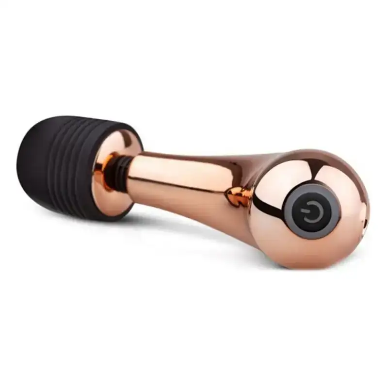 Mini masseur electrique rosy gold_1208. Bienvenue chez DIAYTAR SENEGAL - Où Chaque Produit a son Histoire. Découvrez notre sélection unique et trouvez des articles qui racontent la richesse culturelle et artistique du Sénégal.