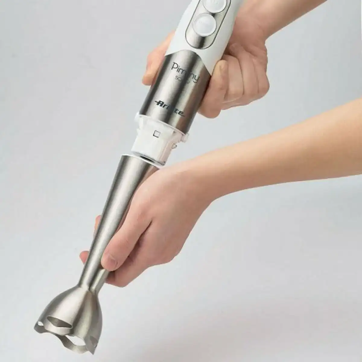 Mixeur plongeant ariete pimmy 500 w_4904. Entrez dans l'Univers de DIAYTAR SENEGAL - Où la Tradition S'unit à la Modernité. Explorez notre sélection pour trouver des produits qui allient héritage et innovation.