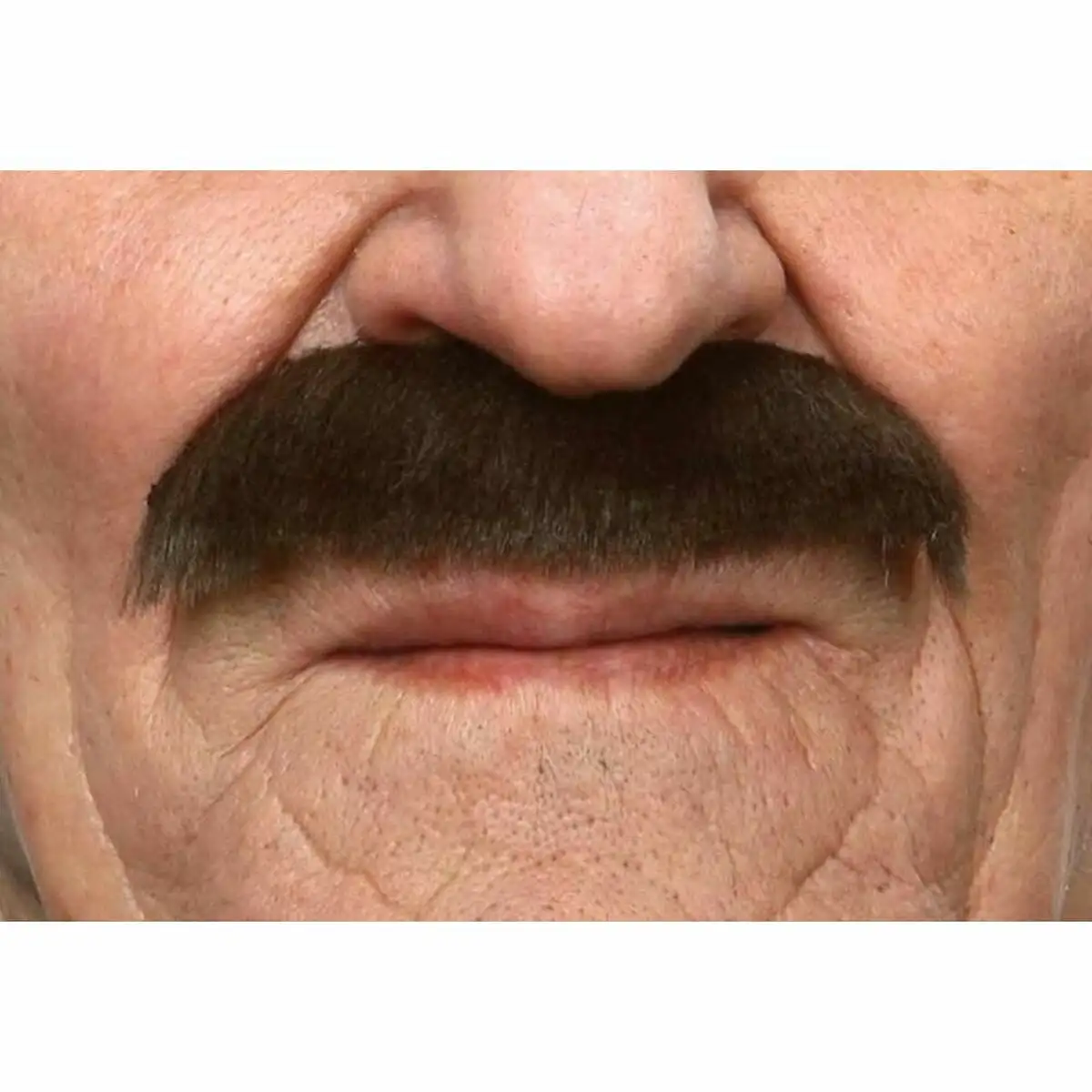 Moustache my other me marron_9177. DIAYTAR SENEGAL - L'Art de Vivre avec Authenticité. Explorez notre gamme de produits artisanaux et découvrez des articles qui apportent une touche unique à votre vie.