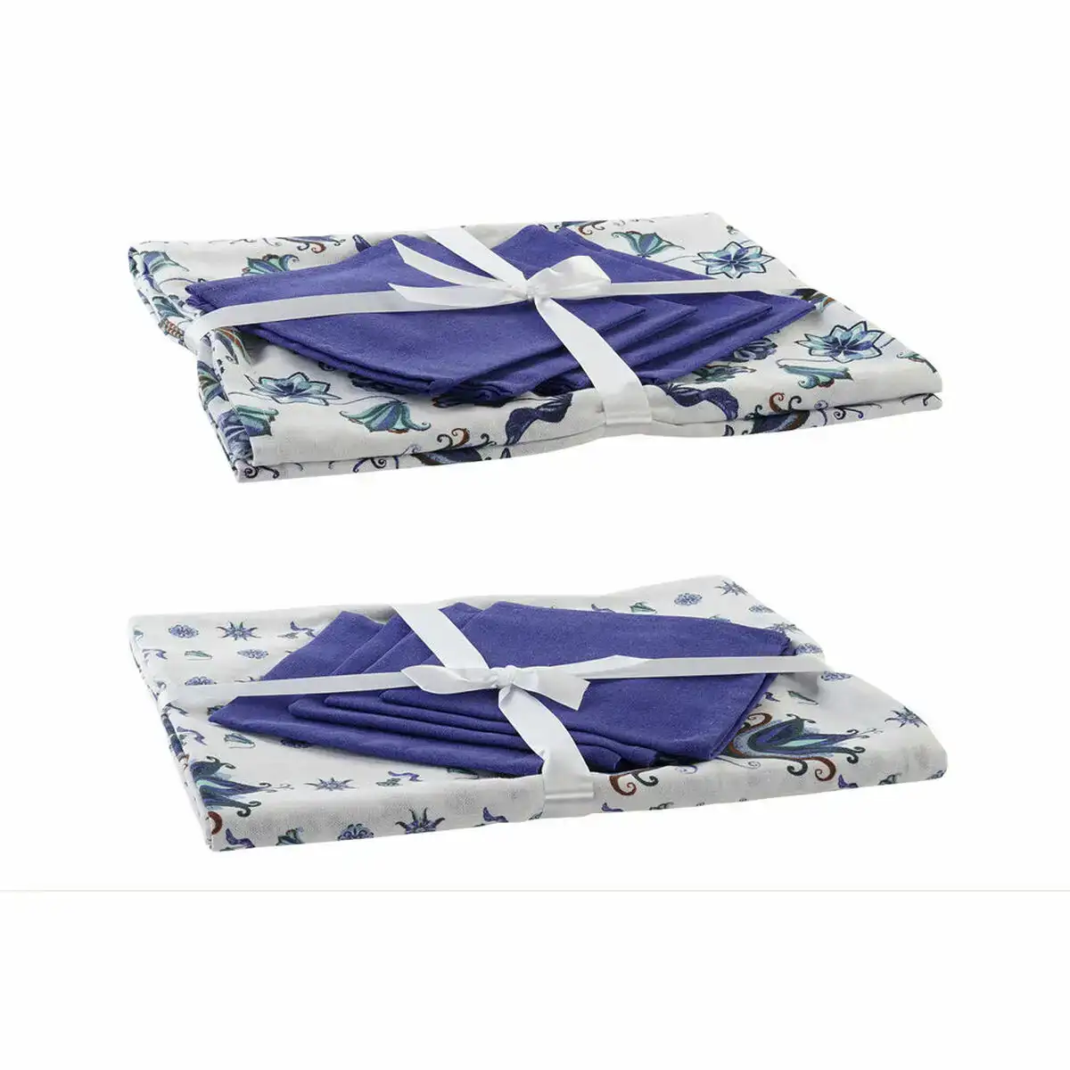 Nappe et serviettes de table dkd home decor bleu blanc 150 x 150 x 0 5 cm 2 unites _5114. Entrez dans DIAYTAR SENEGAL - Où Chaque Détail Compte. Explorez notre boutique en ligne pour trouver des produits de haute qualité, soigneusement choisis pour répondre à vos besoins et vos désirs.