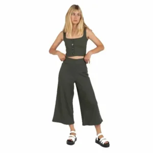 Pantalon 24colours kaki_5503. DIAYTAR SENEGAL - Où l'Élégance se Mêle à l'Authenticité. Naviguez à travers notre boutique en ligne et choisissez des produits qui incarnent le style et la tradition du Sénégal.