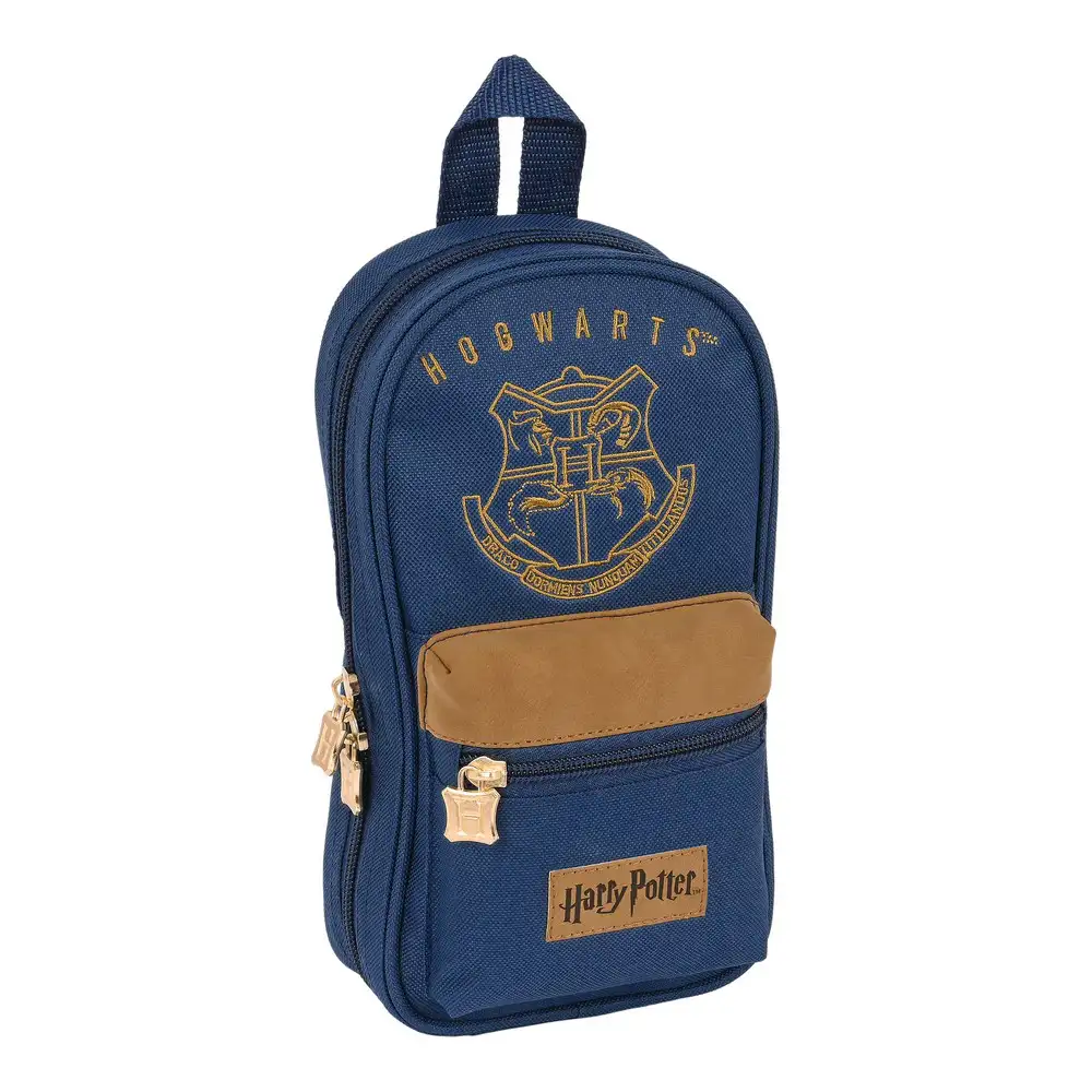 Plumier sac a dos harry potter magical marron blue marine 12 x 23 x 5 cm 33 pieces _2302. DIAYTAR SENEGAL - Votre Escale Shopping incontournable. Explorez notre boutique en ligne et dénichez des trésors qui reflètent la richesse culturelle et la modernité du Sénégal.