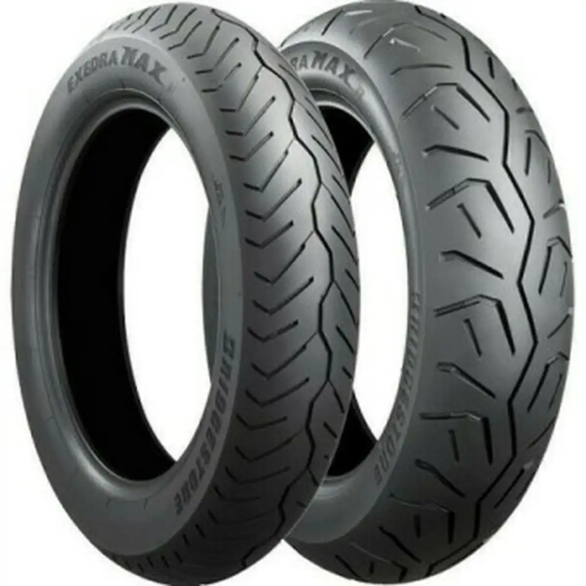 Pneu pour moto bridgestone exedra max front 100 90 19_2644. DIAYTAR SENEGAL - Où Choisir est une Célébration de l'Artisanat Local. Découvrez notre boutique en ligne et choisissez des produits qui incarnent la passion des artisans sénégalais.