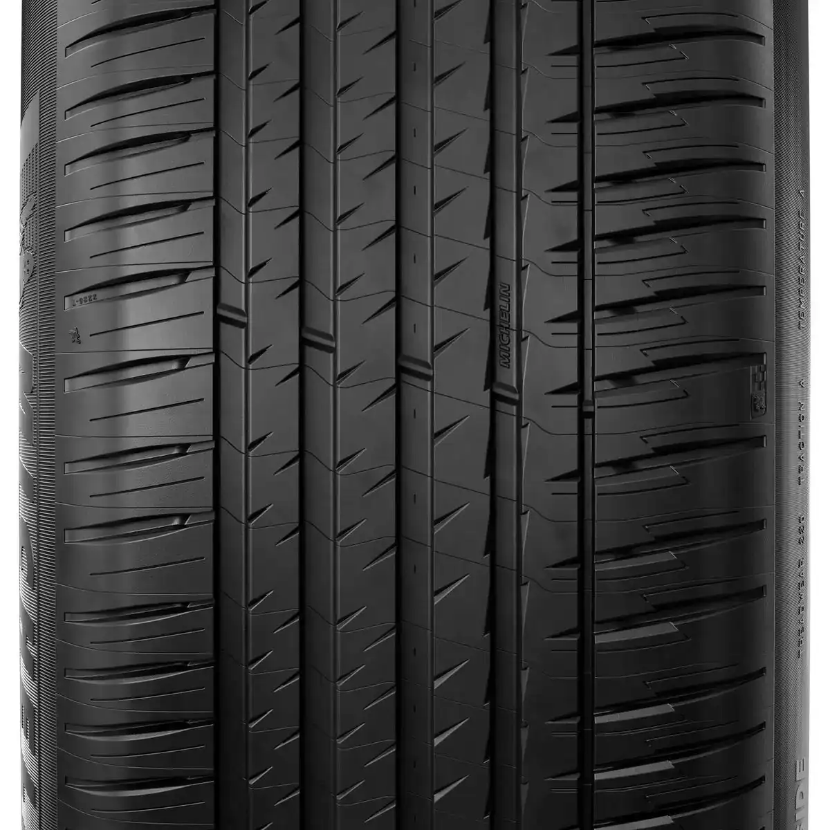 Pneu tout terrain michelin pilot sport 4 suv 285 45yr20_6474. DIAYTAR SENEGAL - Là où Chaque Produit est une Trouvaille Unique. Découvrez notre boutique en ligne et trouvez des articles qui vous distinguent par leur originalité.