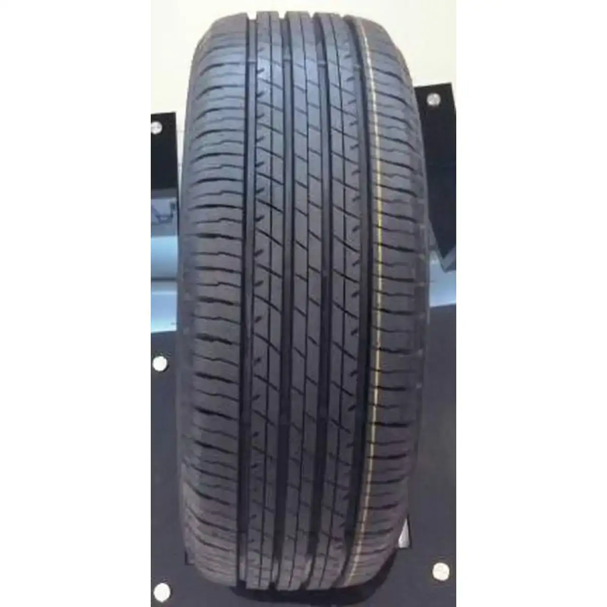 Pneus de voiture haida hd668 205 50vr16_7211. Bienvenue sur DIAYTAR SENEGAL - Votre Source de Trouvailles Uniques. Explorez nos rayons virtuels pour dénicher des trésors que vous ne trouverez nulle part ailleurs, allant des trésors artisanaux aux articles tendance.
