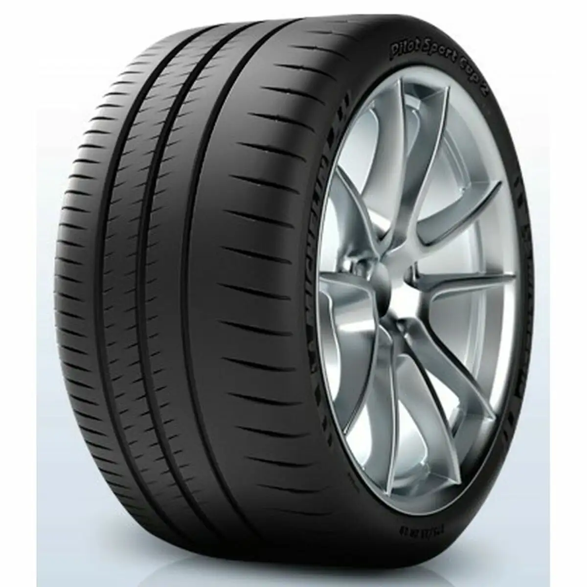 Pneus de voiture michelin pilot sport cup 2 connect 215 40zr18_4612. DIAYTAR SENEGAL - Votre Passage vers l'Éclat et la Beauté. Explorez notre boutique en ligne et trouvez des produits qui subliment votre apparence et votre espace.