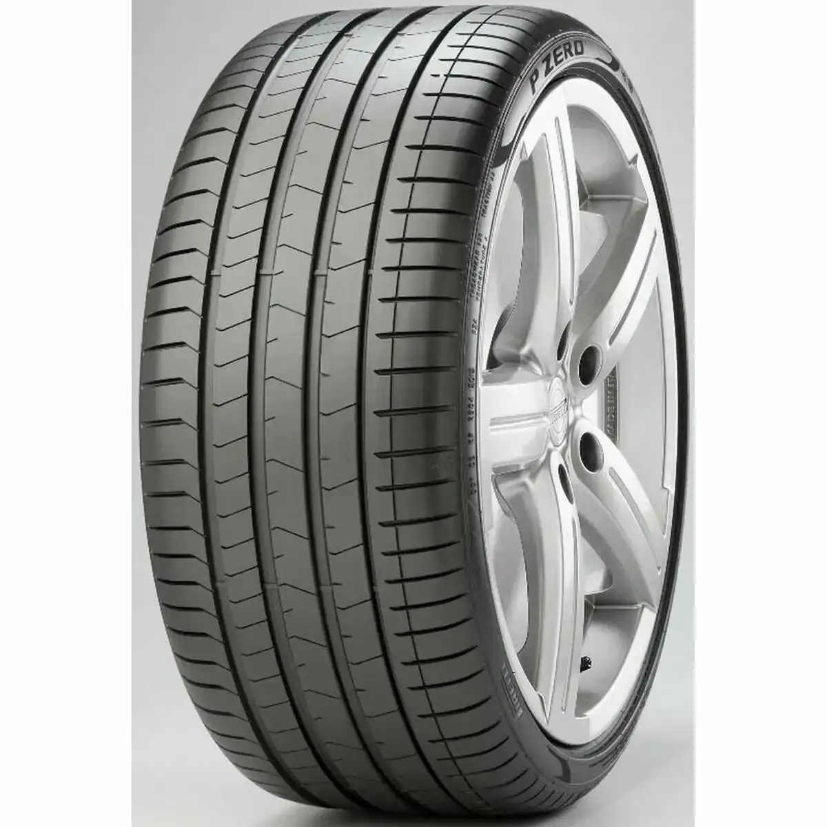 Pneus de voiture pirelli p zero l s pz4 255 35zr20_2992. DIAYTAR SENEGAL - Où Choisir est un Acte de Création. Naviguez à travers notre plateforme et choisissez des produits qui complètent votre histoire personnelle.