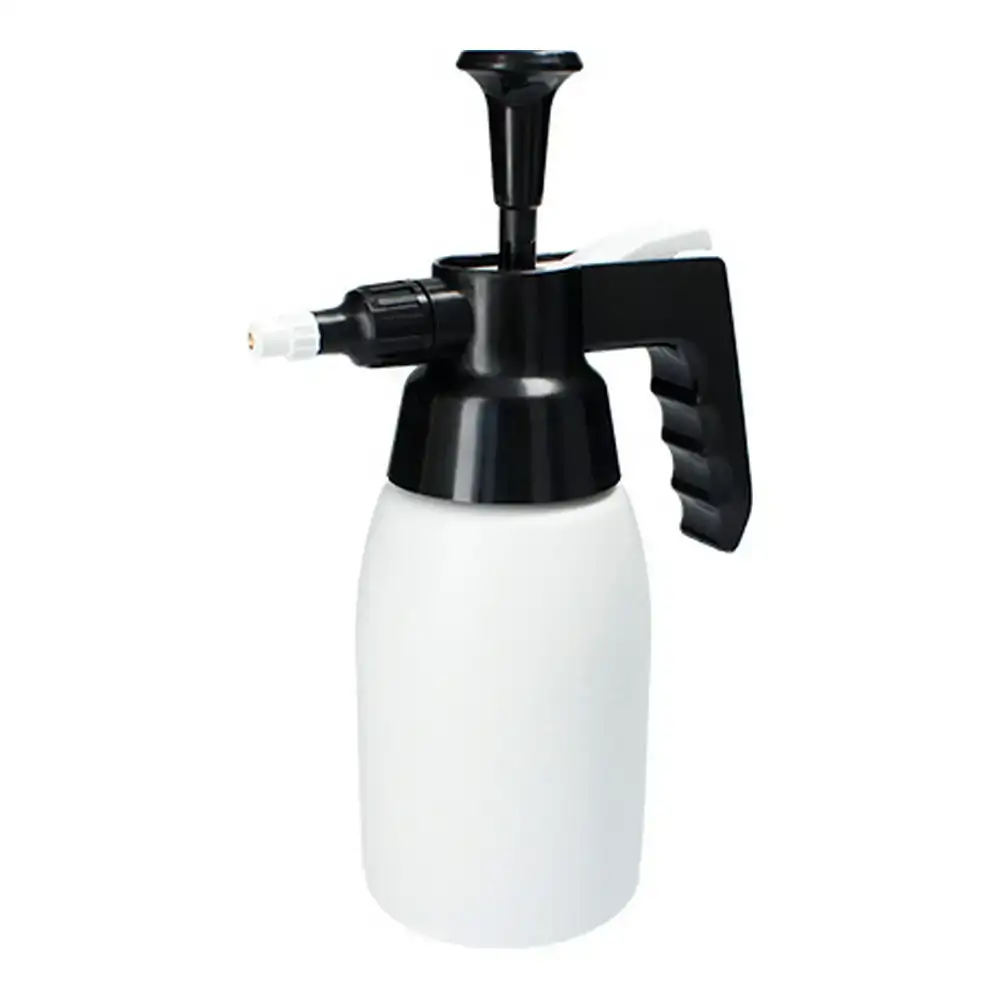 Pulverisateur a pression pour jardin klager plastik 1 l _2604. DIAYTAR SENEGAL - Un Monde de Possibilités à Portée de Clic. Parcourez notre site web pour découvrir des sélections infinies, de l'épicerie aux bijoux, et vivez une expérience d'achat sans pareil.