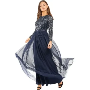 Robe bleu talla 36 reconditionne b _1785. DIAYTAR SENEGAL - Votre Passage vers l'Élégance Abordable. Explorez notre collection où chaque produit est choisi pour sa qualité et son accessibilité, incarnant ainsi l'essence du Sénégal.