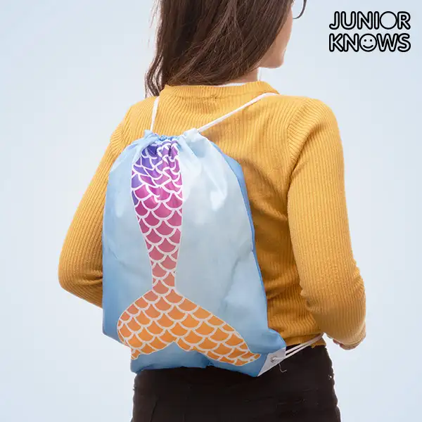 Sac a dos avec cordes sirene junior knows_2215. DIAYTAR SENEGAL - Où Choisir Devient une Expérience Personnalisée. Explorez notre boutique en ligne pour découvrir des produits qui s'adaptent à votre style et à votre essence.