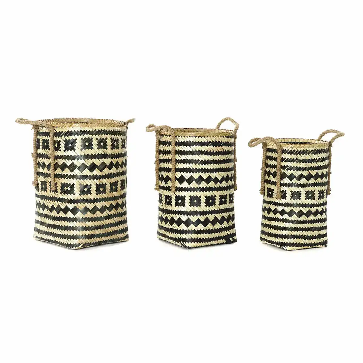 Set de basket dkd home decor bambou corde bali 3 pcs _7981. Découvrez DIAYTAR SENEGAL - Là où le Choix Rencontre la Qualité. Parcourez notre gamme diversifiée et choisissez parmi des produits conçus pour exceller dans tous les aspects de votre vie.
