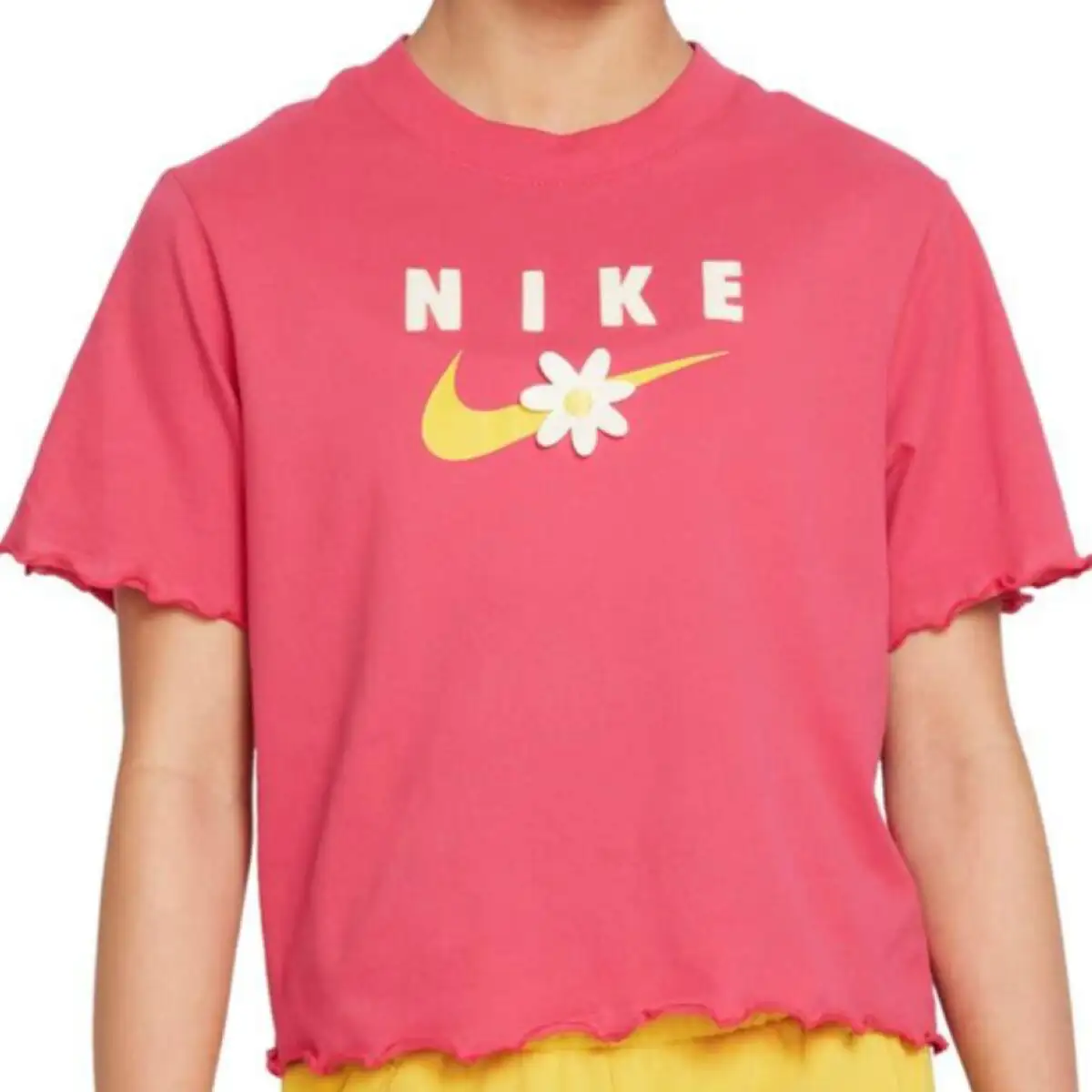 Shirt a manches courtes energy boxy frilly nike do1351 666 rose_9994. DIAYTAR SENEGAL - Où Choisir est un Acte de Création. Naviguez à travers notre plateforme et choisissez des produits qui complètent votre histoire personnelle.