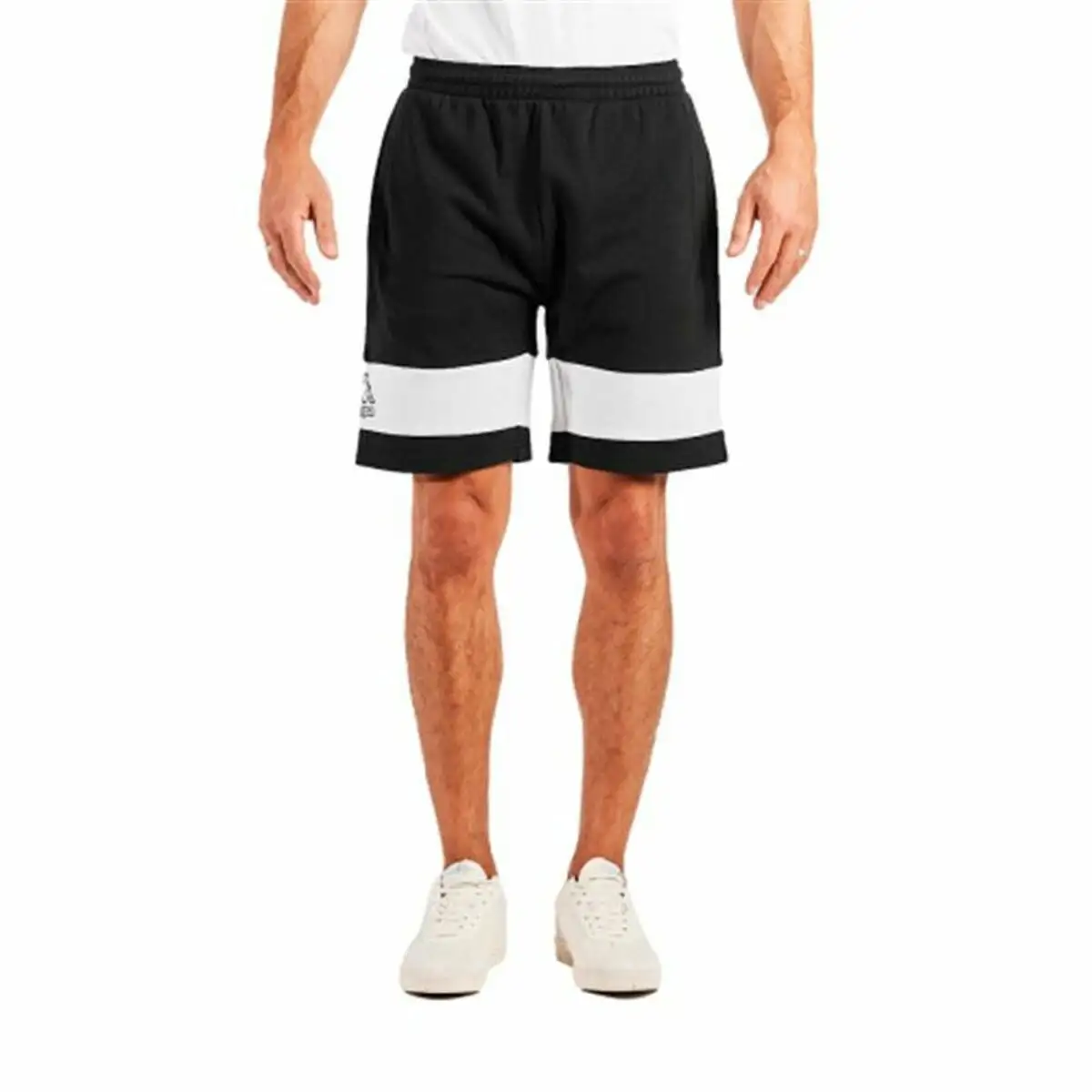 Short de sport kappa drit noir_6734. Entrez dans l'Univers de DIAYTAR SENEGAL - Où Chaque Produit a son Éclat Unique. Explorez notre gamme variée et choisissez des articles qui illuminent votre quotidien.