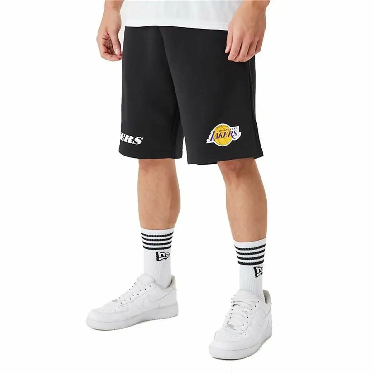 Short de sport pour homme new era nba la lakers noir homme_1402. DIAYTAR SENEGAL - Où Chaque Détail Compte. Parcourez nos produits soigneusement sélectionnés et choisissez des articles qui correspondent à votre style et à vos valeurs.