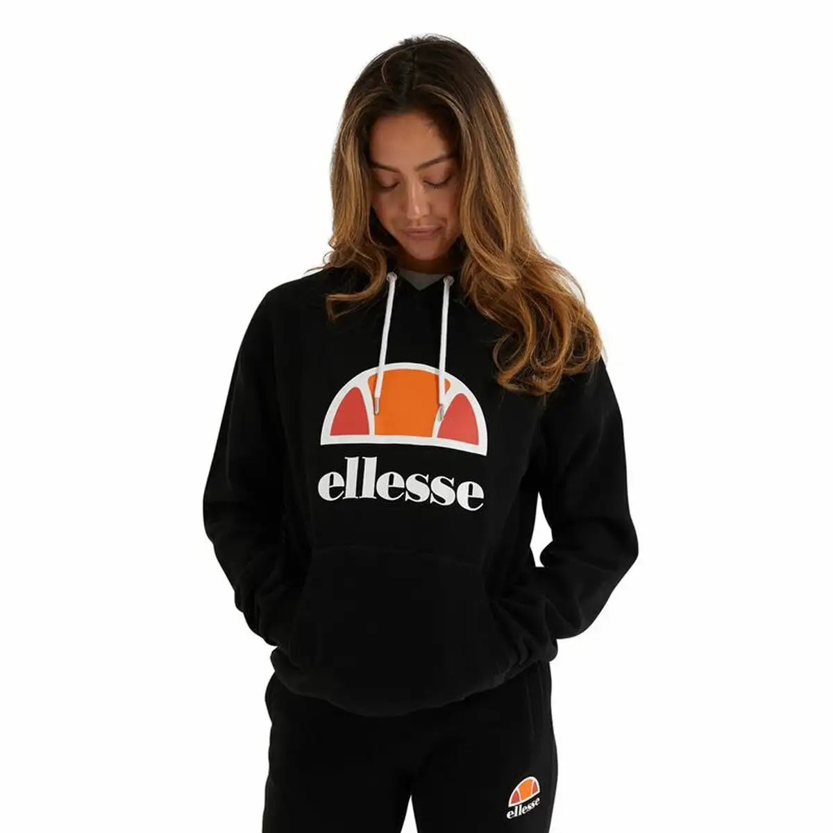 Sweat a capuche femme ellesse yuffie oh_5458. DIAYTAR SENEGAL - Où Chaque Produit a son Histoire à Raconter. Parcourez notre catalogue et découvrez des articles qui portent en eux la passion et l'histoire du Sénégal.