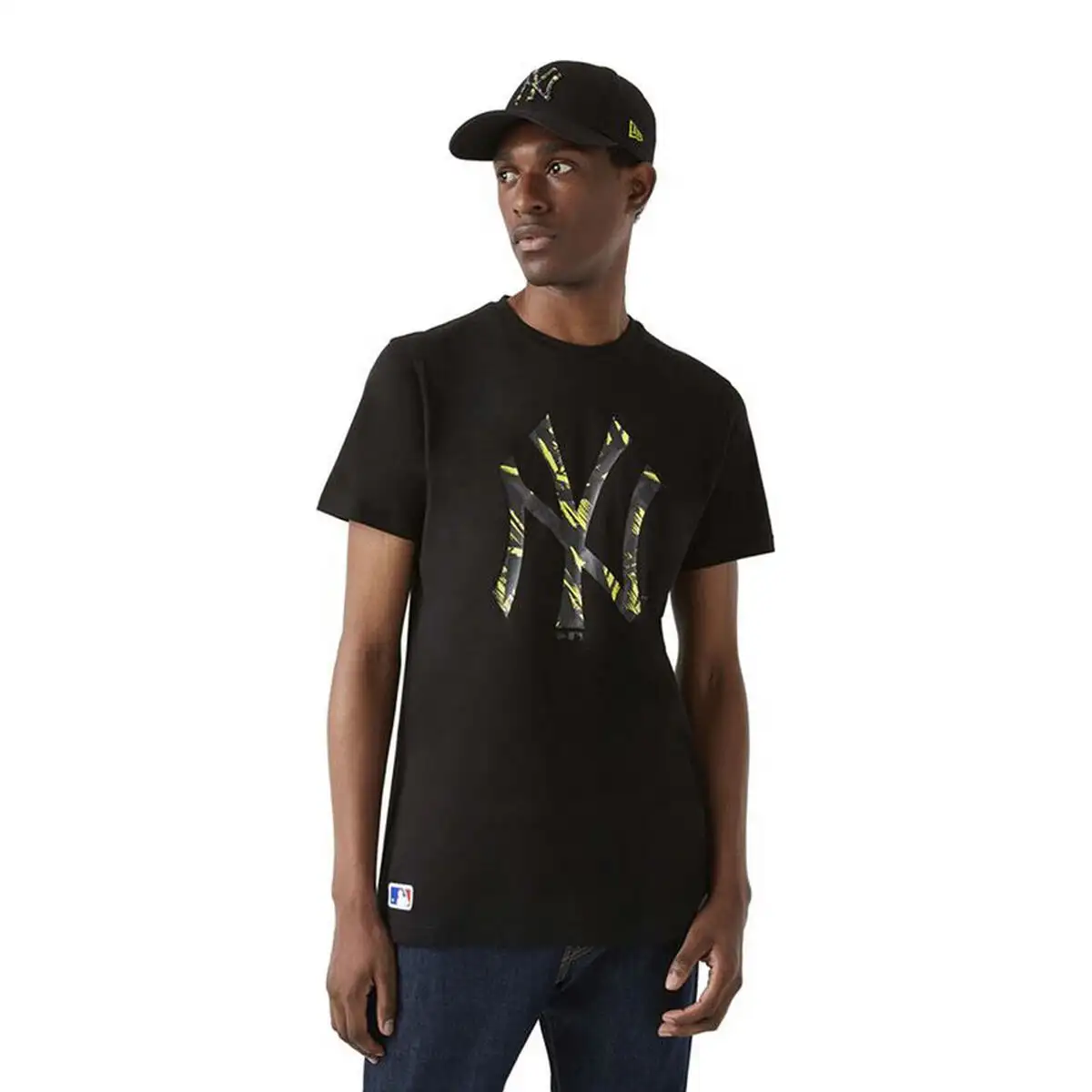 T shirt a manches courtes homme new era ny yankees mlb taille xl noir_6063. Entrez dans l'Univers de DIAYTAR SENEGAL - Où l'Authenticité Renouvelle Votre Quotidien. Explorez notre gamme de produits et trouvez des articles qui reflètent votre essence.