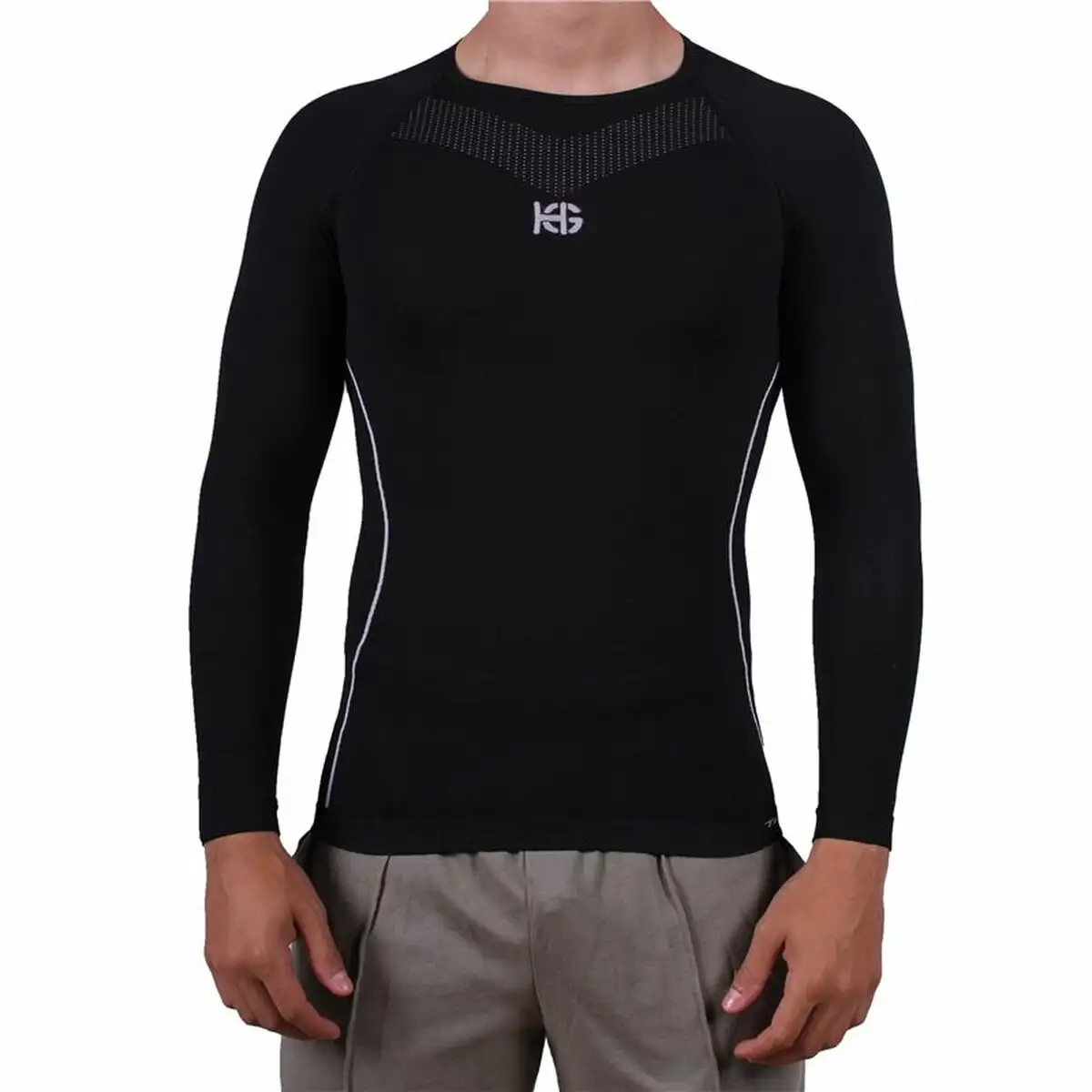 T shirt a manches longues homme sport hg sandsock noir_8939. DIAYTAR SENEGAL - Votre Passage vers l'Élégance Accessible. Parcourez notre boutique en ligne pour trouver des produits qui vous permettent d'allier style et économies.