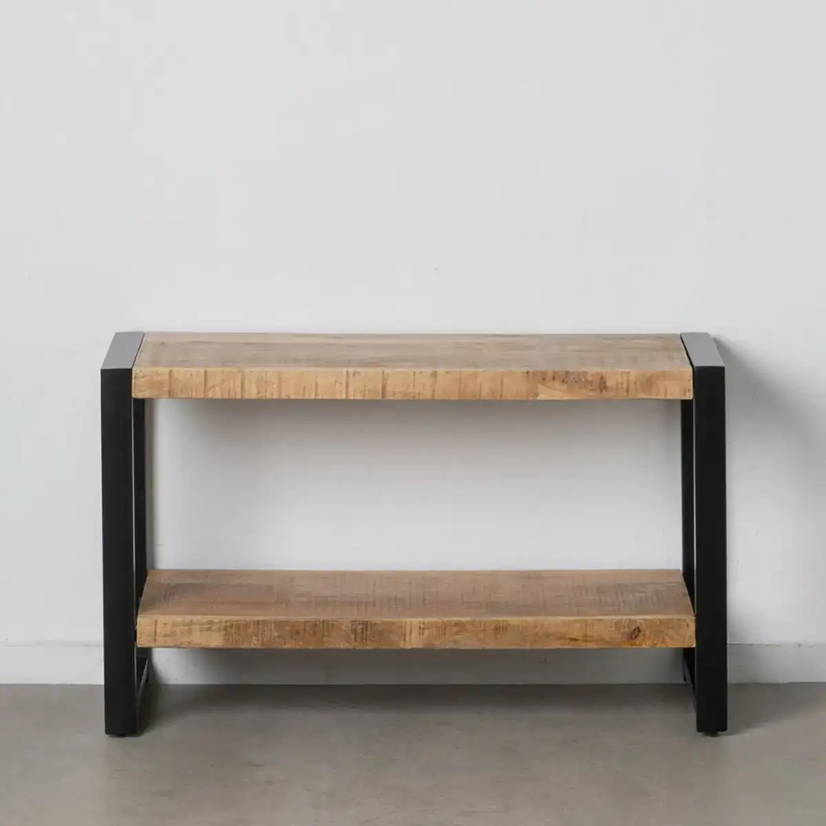Table d appoint mango 100 x 40 x 60 cm naturel noir bois fer_1775. Entrez dans l'Univers de DIAYTAR SENEGAL - Où l'Élégance Rencontre la Tradition. Explorez notre gamme variée et trouvez des articles qui ajoutent une touche de sophistication à votre vie.