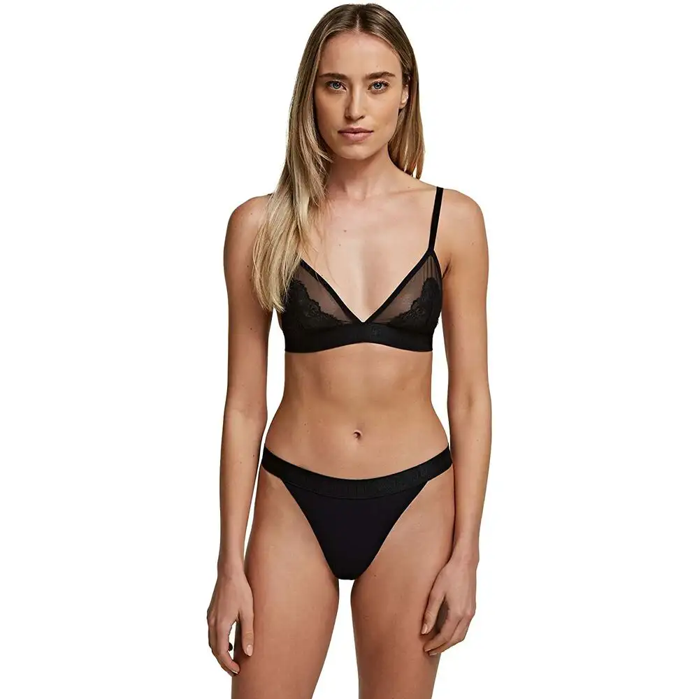 Tanga karl lagerfeld 211w2107 m reconditionne a _6843. DIAYTAR SENEGAL - L'Écrin de Vos Désirs Shopping. Parcourez notre boutique en ligne et explorez des produits minutieusement choisis pour répondre à vos envies les plus exigeantes.