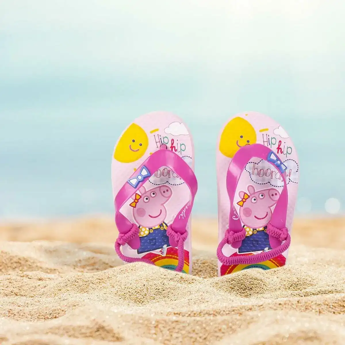 Tongs de piscine peppa pig rose_6961. DIAYTAR SENEGAL - Là où Chaque Clic Compte. Parcourez notre boutique en ligne et laissez-vous guider vers des trouvailles uniques qui enrichiront votre quotidien.