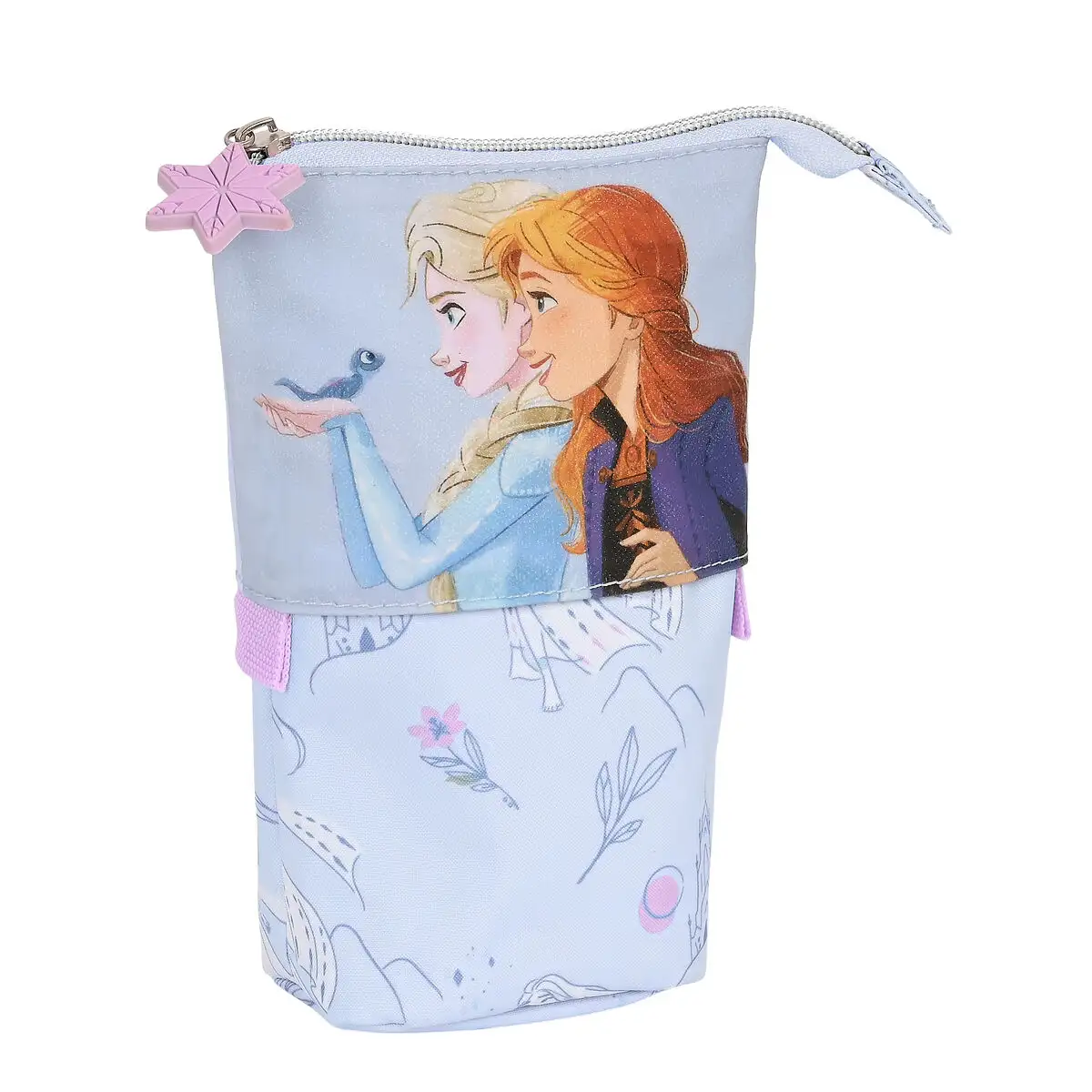 Trousse gobelet frozen believe 8 x 19 x 6 cm lila_8709. DIAYTAR SENEGAL - L'Art de Choisir, l'Art de S'émerveiller. Explorez notre boutique en ligne et choisissez des articles qui éveillent votre sens de l'émerveillement.