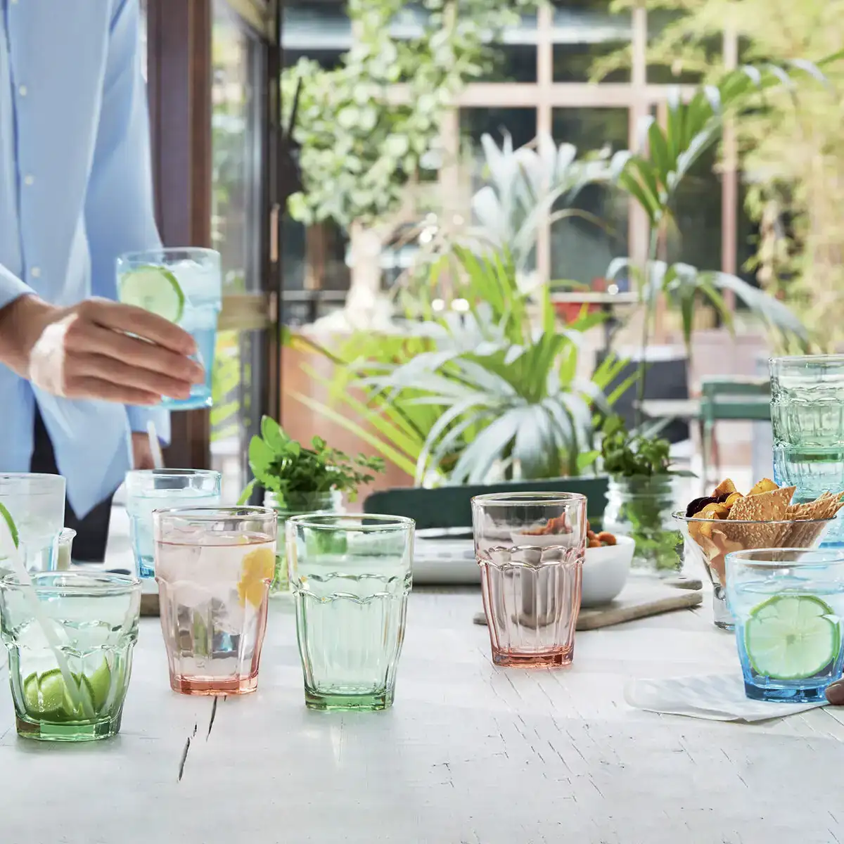 Palette d ombres a paupieres les beiges chanel_9945. DIAYTAR SENEGAL - Où Chaque Produit est une Promesse de Qualité. Explorez notre boutique en ligne et choisissez des produits qui répondent à vos exigences élevées.