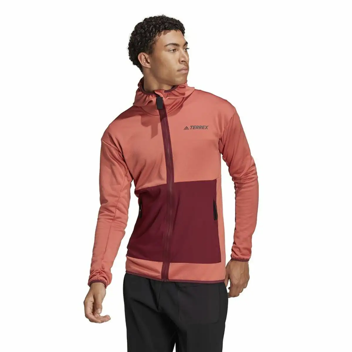 Veste de sport pour homme adidas terrex tech fleece lite_9269. DIAYTAR SENEGAL - Où Choisir Devient un Acte de Découverte. Découvrez notre gamme et choisissez des produits qui éveillent votre curiosité et élargissent vos horizons.