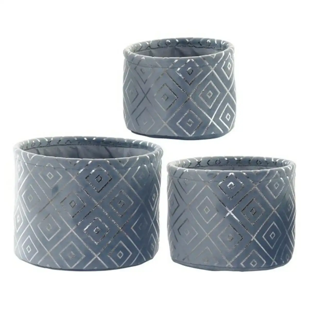 Corbeille dkd home decor mason polyester_2742. Bienvenue sur DIAYTAR SENEGAL - Où Chaque Produit a son Histoire. Découvrez notre sélection unique et choisissez des articles qui racontent la richesse culturelle et artistique du Sénégal.