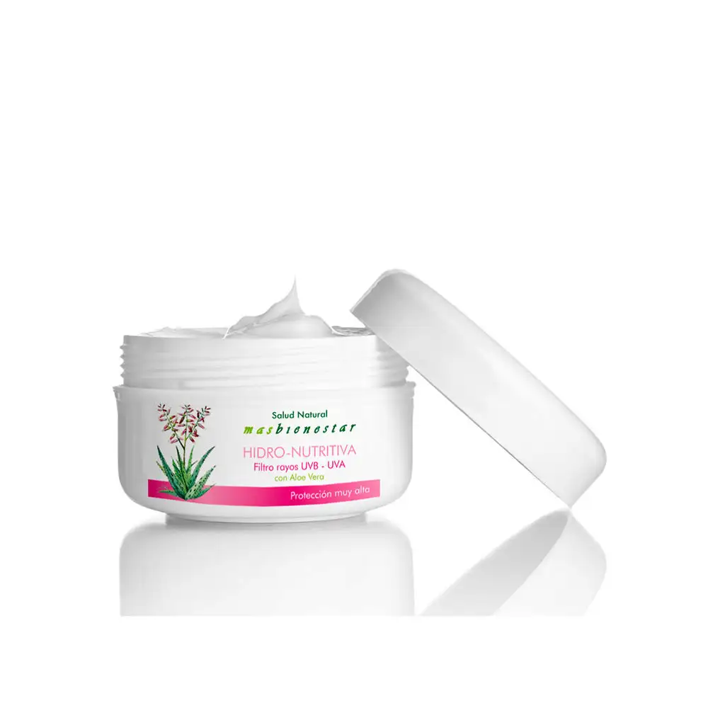 Creme visage aloe hydronutrive redumodel 50 ml_8782. DIAYTAR SENEGAL - Là où la Diversité Rencontre la Qualité. Parcourez notre gamme complète et trouvez des produits qui incarnent la richesse et l'unicité du Sénégal.