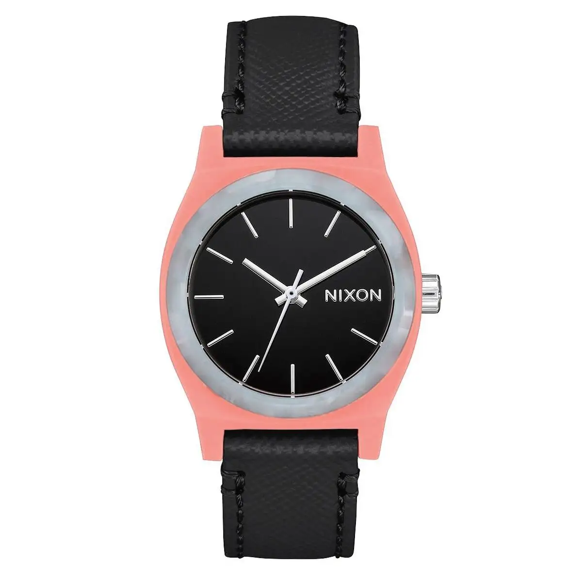 Montre femme nixon the medium time tiller ø 31 mm_7419. DIAYTAR SENEGAL - Là où la Beauté Rencontre la Fonctionnalité. Parcourez notre sélection pour trouver des produits qui allient esthétique et praticité, pour un quotidien sublimé.